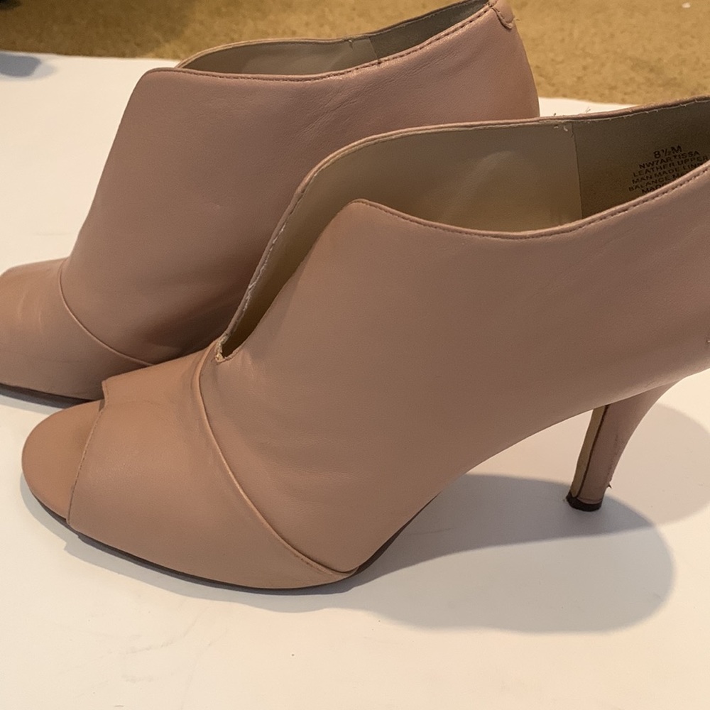 Nude Nine West heels with peeptoe